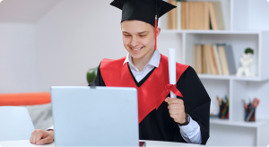 Master’s vs Doctorate Degrees Image